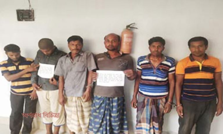 ৬ অসাধু আম ব্যবসায়ীকে কারাদণ্ড