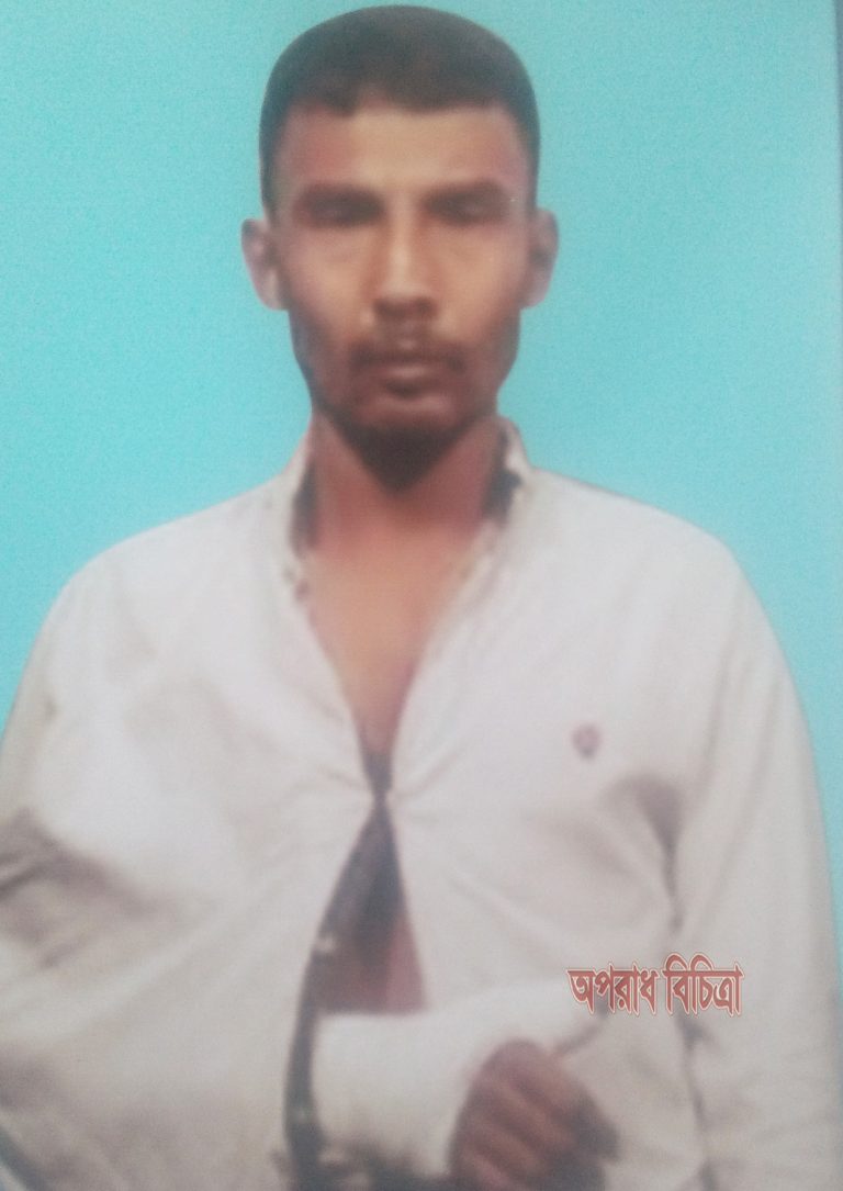 শ্রীনগরে অবৈধ কাজে বাঁধা দেওয়ায় মুক্তিযোদ্ধার ছেলের বিরুদ্ধে আদালতে মামলা