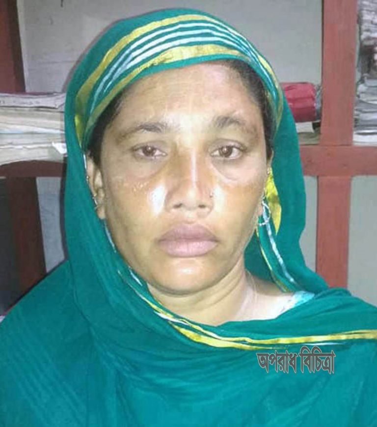 আড়ানীতে মাদক সম্রাজ্ঞী পারভীনকে ইয়াবা সহ গ্রেপ্তার করেছে র‌্যাব