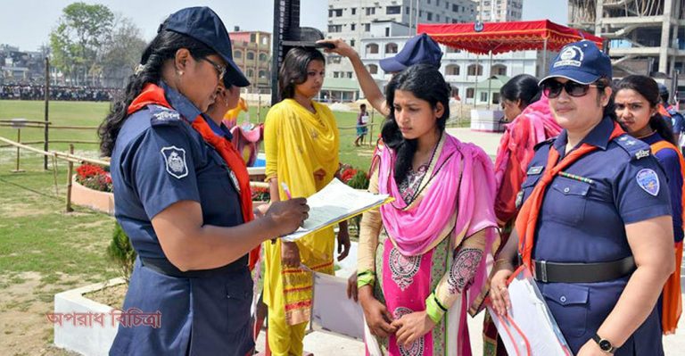 ঘুষ দিয়ে চাকরি নিলে নিয়োগ বাতিল