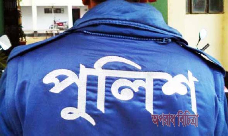 যাত্রাবাড়ী থানার এসআই ওমর ফারুকের কারিশমা: ৬০পিস ফেন্সিডিল উদ্ধার করে ৬ পিসের মামলা