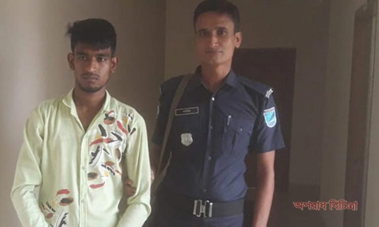 স্কুলছাত্রীকে অপহরণ করে পালানোর সময় অপহরণকারী গ্রেফতার