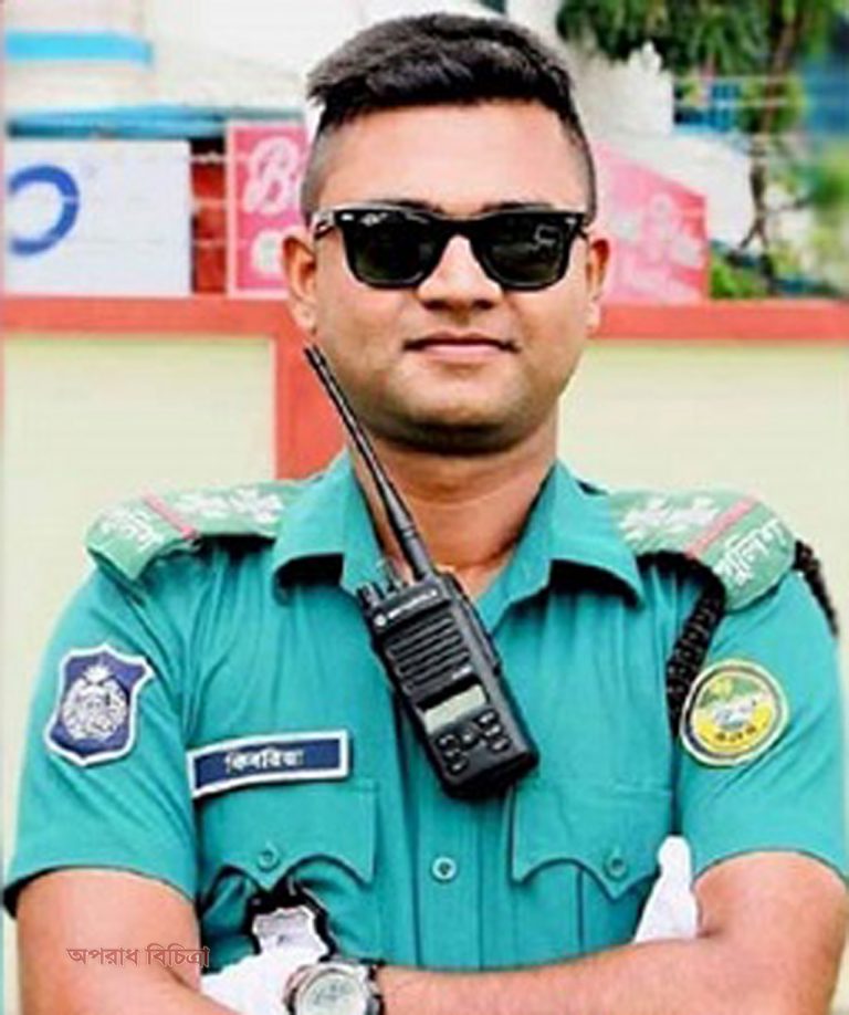 ট্রাফিক সার্জেন্ট নিহত হওয়ার ঘটনায় ১০ কোটি টাকা ক্ষতিপূরণ চেয়ে রিট