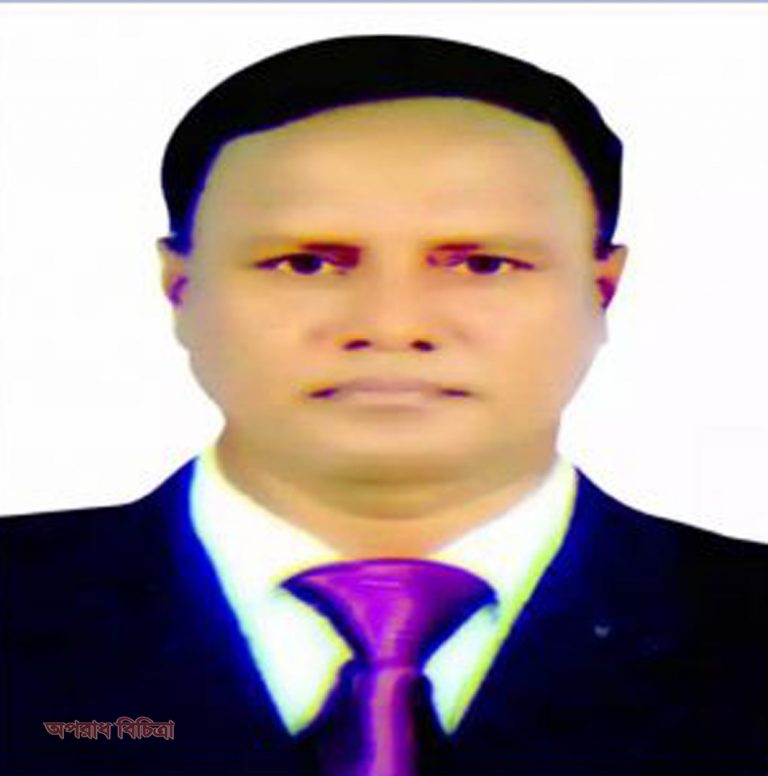 বিউটি পারলালের কর্মীকে যৌন হয়রানী এবং কু-প্রস্তাব দেয়ার অভিযোগ