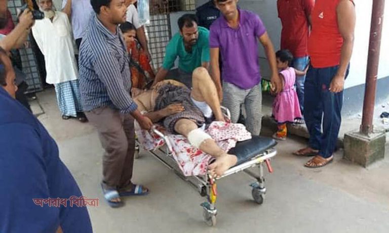 মামলার বাদীকে কুপিয়ে হত্যাচেষ্টা
