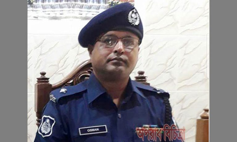 খুলনায় গৃহবধূ ধর্ষণের ঘটনায় ওসি উছমান গণি পাঠানসহ পাঁচ পুলিশের বিরুদ্ধে মামলা