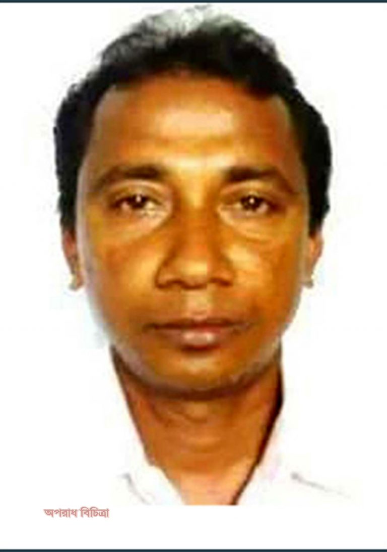 প্রয়োজনে নয়ন বন্ড হমু, তবু মায়ের সঙ্গে আপস নাই