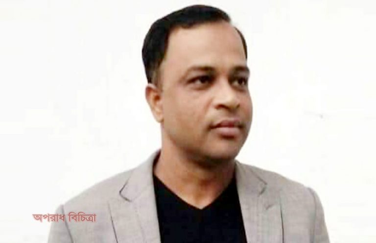 পাঁচ আসামি নিয়ে গেলেন আ’লীগ নেতা