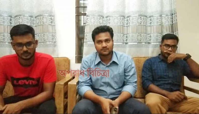 জাবির অর্থ কেলেঙ্কারি ফাঁস করা ছাত্রলীগ নেতাদের হুমকি