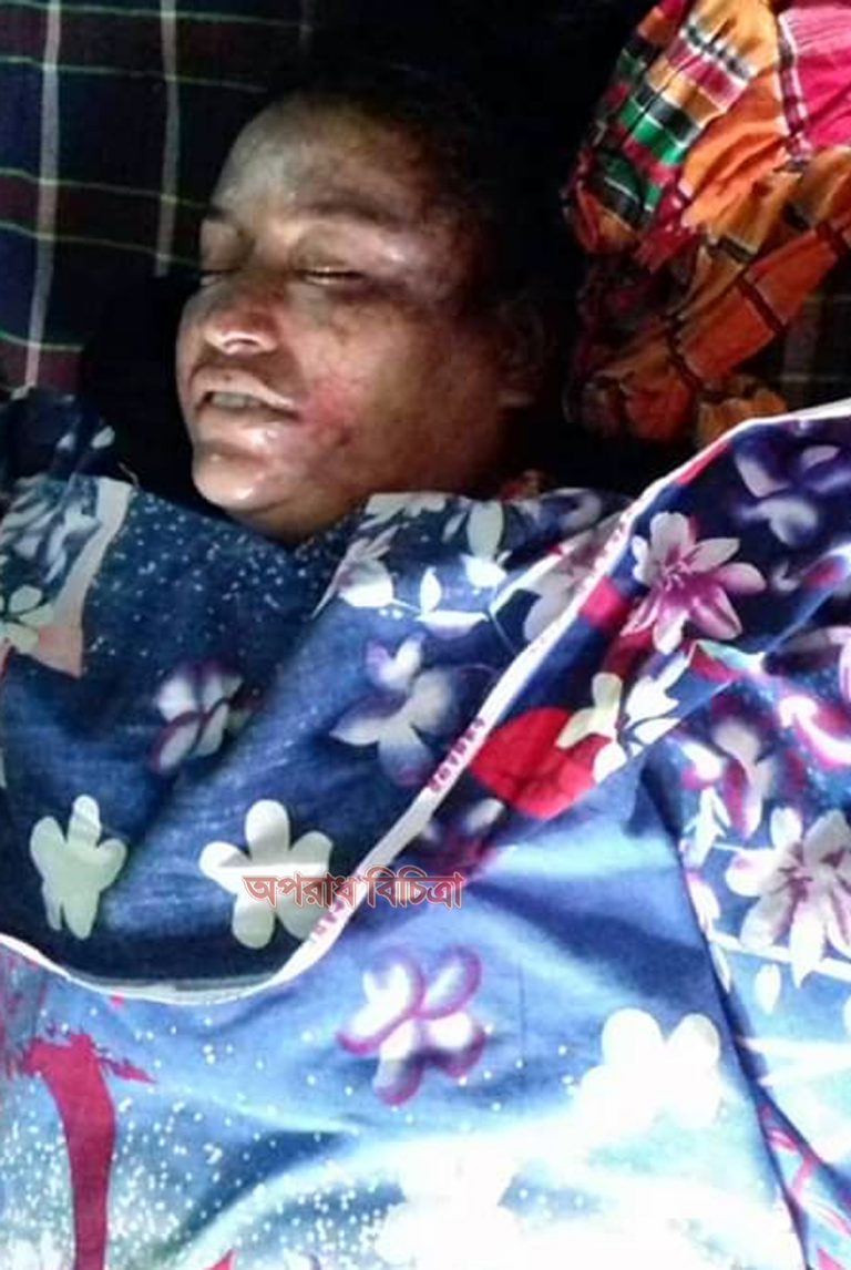রূপসায় যুবতীকে হত্যা করে সর্বস্র লুট