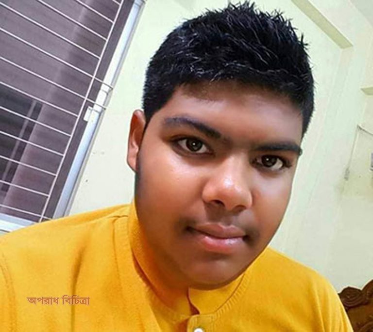 বাবার পিস্তলের গুলিতে ছেলের মৃত্যু