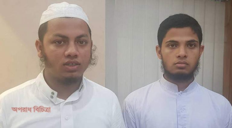ইয়াবাসহ দুই মাদ্রাসাছাত্র গ্রেফতার