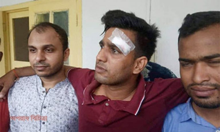 গাড়িতে বসা নিয়ে ছাত্রলীগের দুই সহ-সভাপতির মারামারি