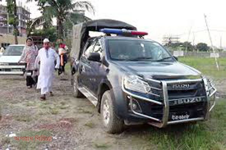 সাড়ে ২৭ শতাংশ জমি প্রকৃত মালিকদের বুঝিয়ে দিয়েছে পুলিশ