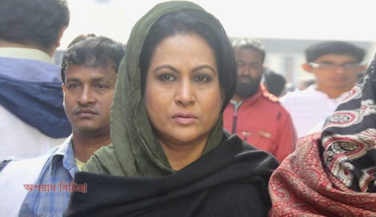 রিকশার গ্যারেজ দিয়েছেন চিত্রনায়িকা চম্পা