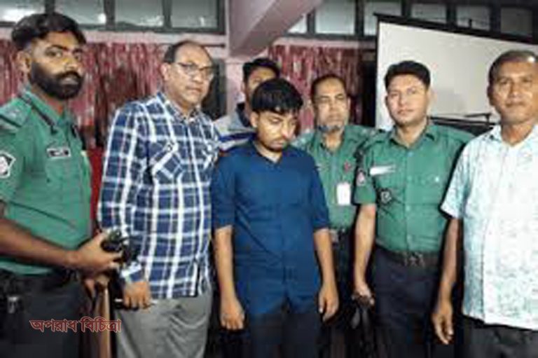 ডিজিটাল ডিভাইসে জালিয়াতির চেষ্টাকালে ধরা পড়েছেন পাঁচ শিক্ষার্থী