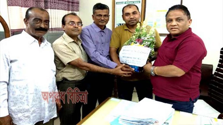 জেলা প্রশাসক ও জেলা জজ মহোদয়ের সাথে  শুভেচ্ছা ও মতবিনিময়