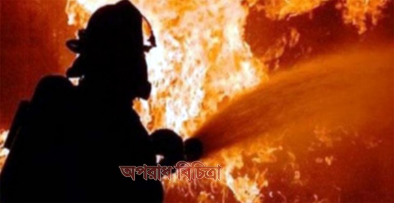 চট্টগ্রাম কর্ণফুলী ইপিজেডের এসকেডি ইনোভেশন কারখানায় আগুন