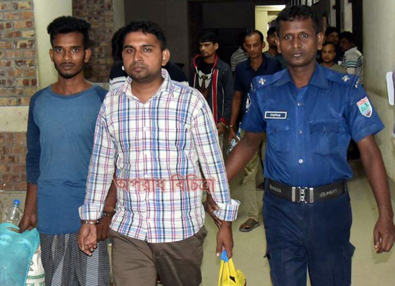যশোরে গৃহবধু তুলি হত্যা মামলার আসামী জুলফিকারের আত্মসমর্পন
