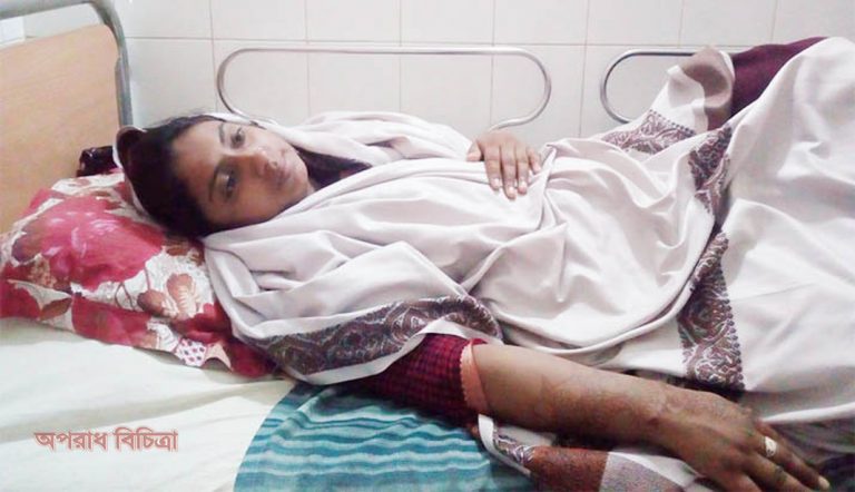 নারী সাংবাদিকের ওপর হামলা ও তাকে লাঞ্ছিত করার ঘটনা