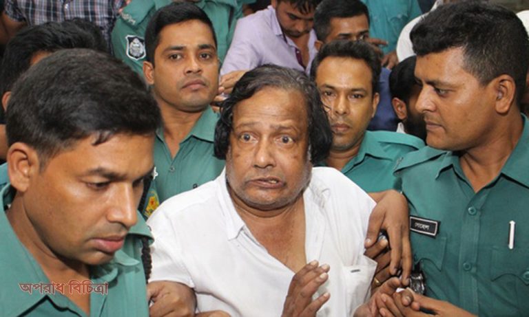 টিকাটুলির মূর্তিমান আতঙ্ক মঞ্জু