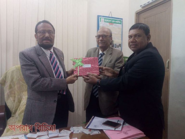 বাংলাদেশ প্রেস কাউন্সিলের চেয়ারম্যানের সাথে র্সৌজন্য সাক্ষাৎ