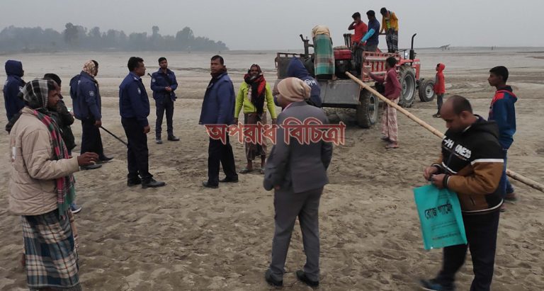 রৌমারীর নদী থেকে অবৈধভাবে বালু উত্তোলনে উপজেলা প্রশাসনের  সারাশি অভিযানের ফাঁন্দে পরে হতাসায় অবৈধ বালু খেখো দস্যরা