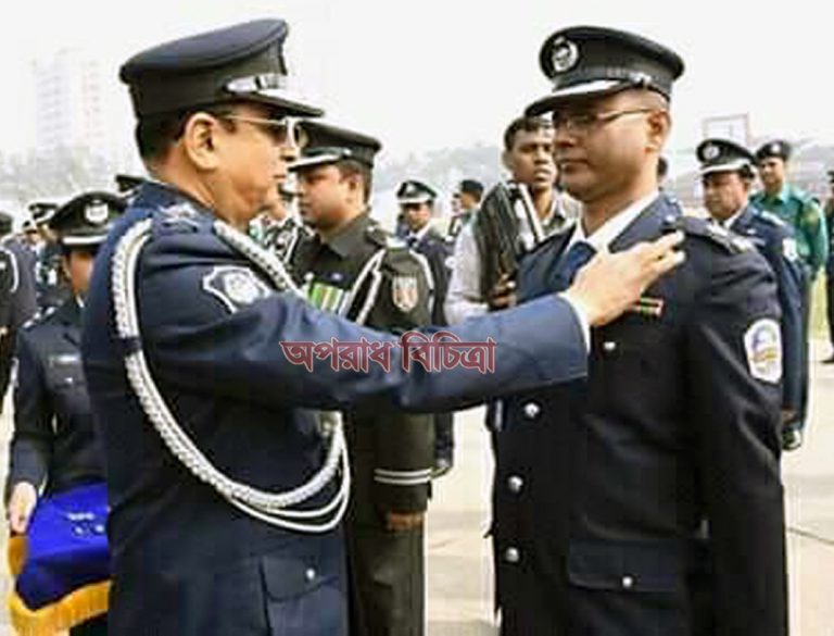 কুয়াকাটার কৃতি সন্তান জাহাঙ্গীর আলম দক্ষতার স্বীকৃতি স্বরূপ ‘আইজি ব্যাজ’ পেলেন