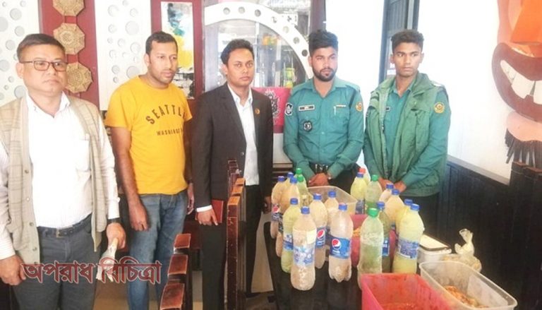 পচা-বাসি খাবার বিক্রির দায়ে ৩০ হাজার টাকা জরিমানা