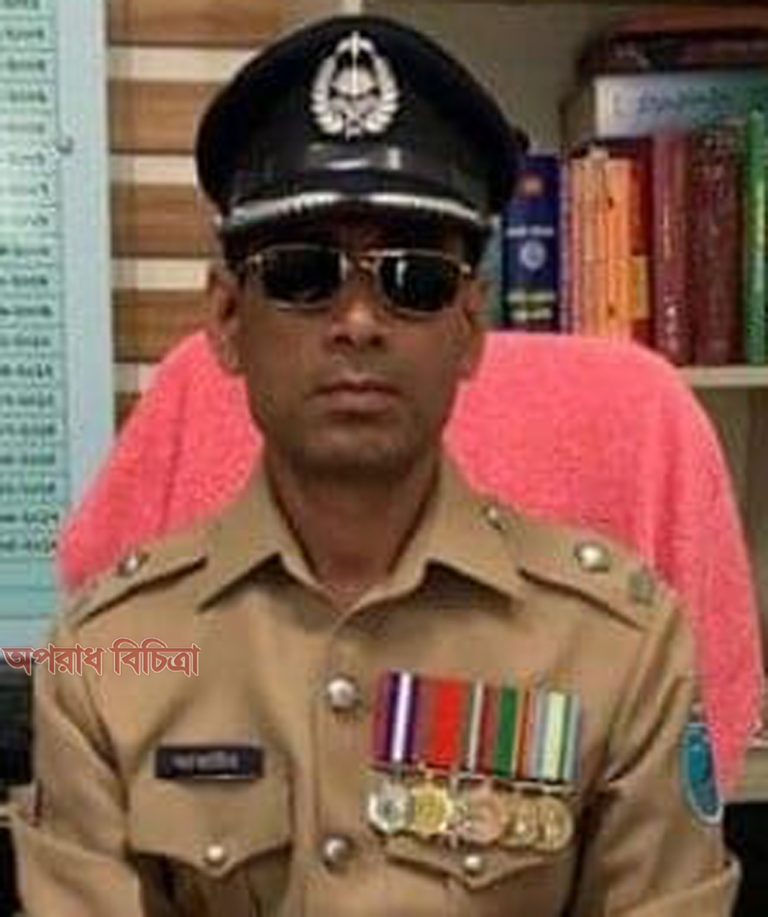 অবশেষে জনবান্ধব ওসি আতাউর খন্দকার সিএমপির চান্দঁগাও থানায় যোগদান