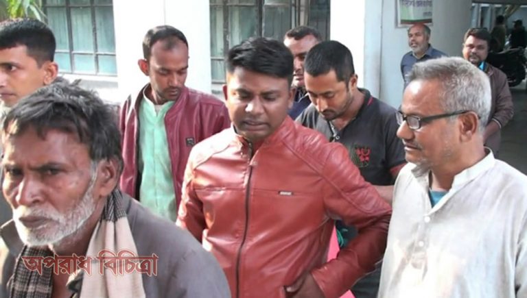চুরির দায়ে ২ পুলিশসহ পাঁচজনের জেল