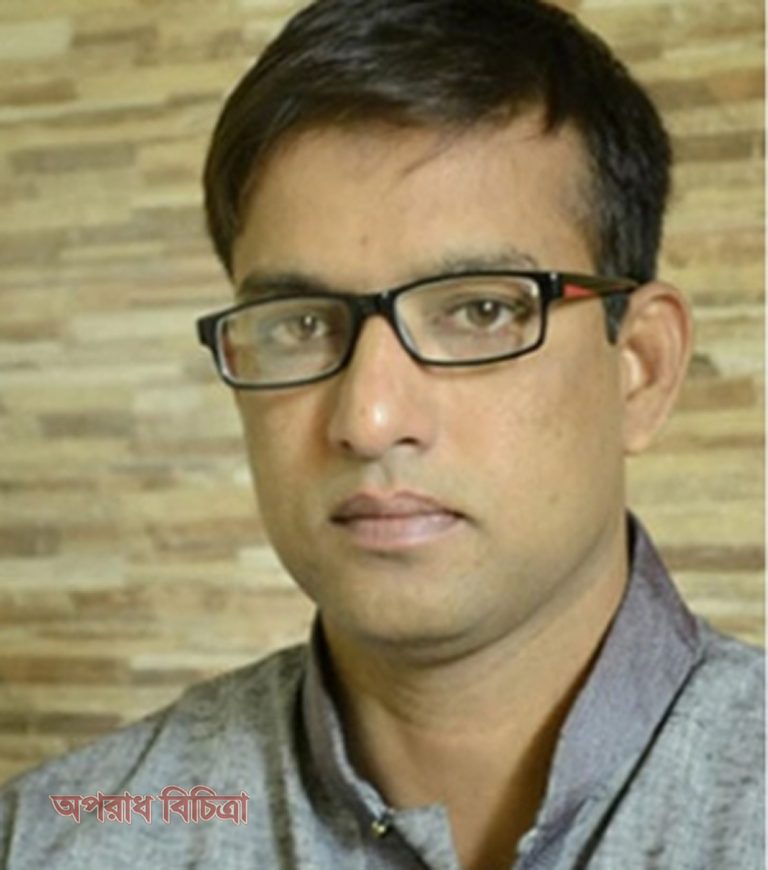 তিনি ছিলেন বিআরটিসি বাসের টিকিট বিক্রেতা