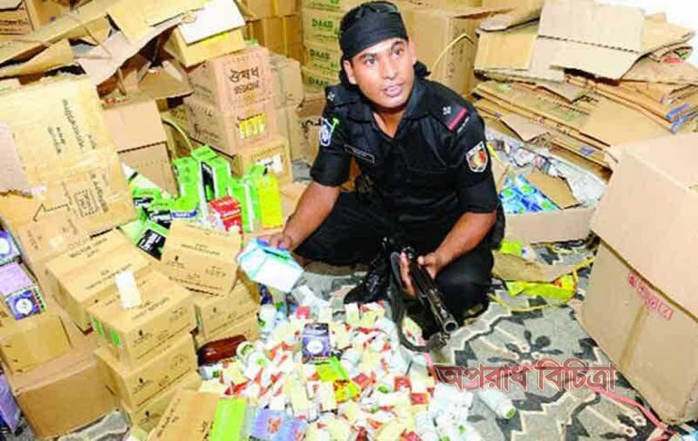 র‌্যাবের অভিযানে ৫ কোটি টাকার নকল ওষুধ ও মাস্ক জব্দ
