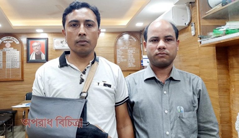 সাংবাদিককে ব্যক্তিগতভাবে হাইকোর্টে আবেদন করতে বলা হয়েছে