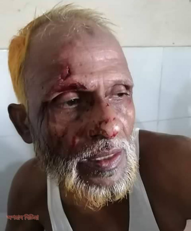 সোনারগাঁয়ে রাসেল বাহিনীর সন্ত্রাসী হামলায় আহত-৪