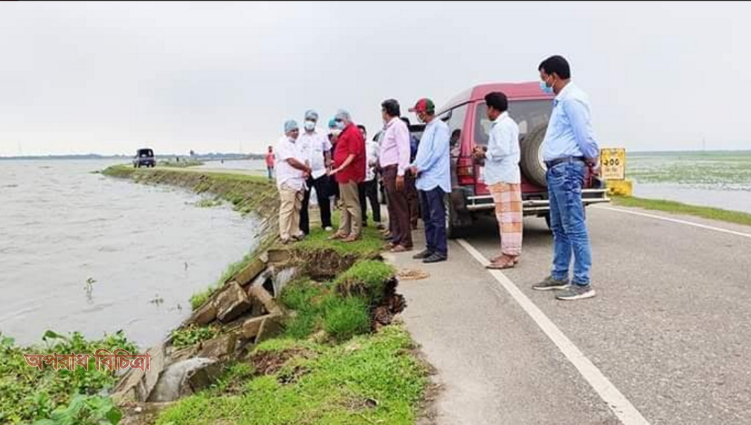 বানিয়াচং-আজমিরীগঞ্জ সড়ক পরিদর্শনে এমপি মজিদ খান