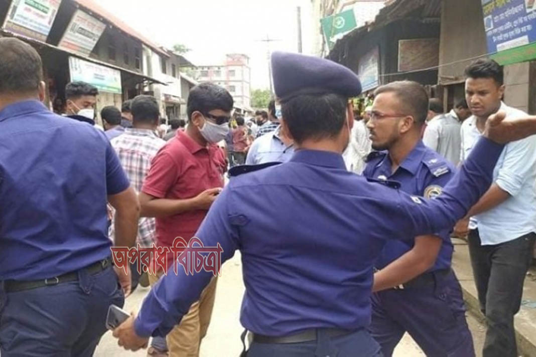 নির্দেশ পালন না করায় এএসআইকে থাপ্পড় দিলেন ওসি ইলিয়াস