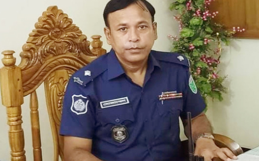 হবিগঞ্জে থানায় আটকে রেখে টাকা আদায়, শায়েস্তাগঞ্জ থানার ওসি মোজাম্মেল হোসেনসহ ৫ পুলিশ সদস্য ক্লোজ