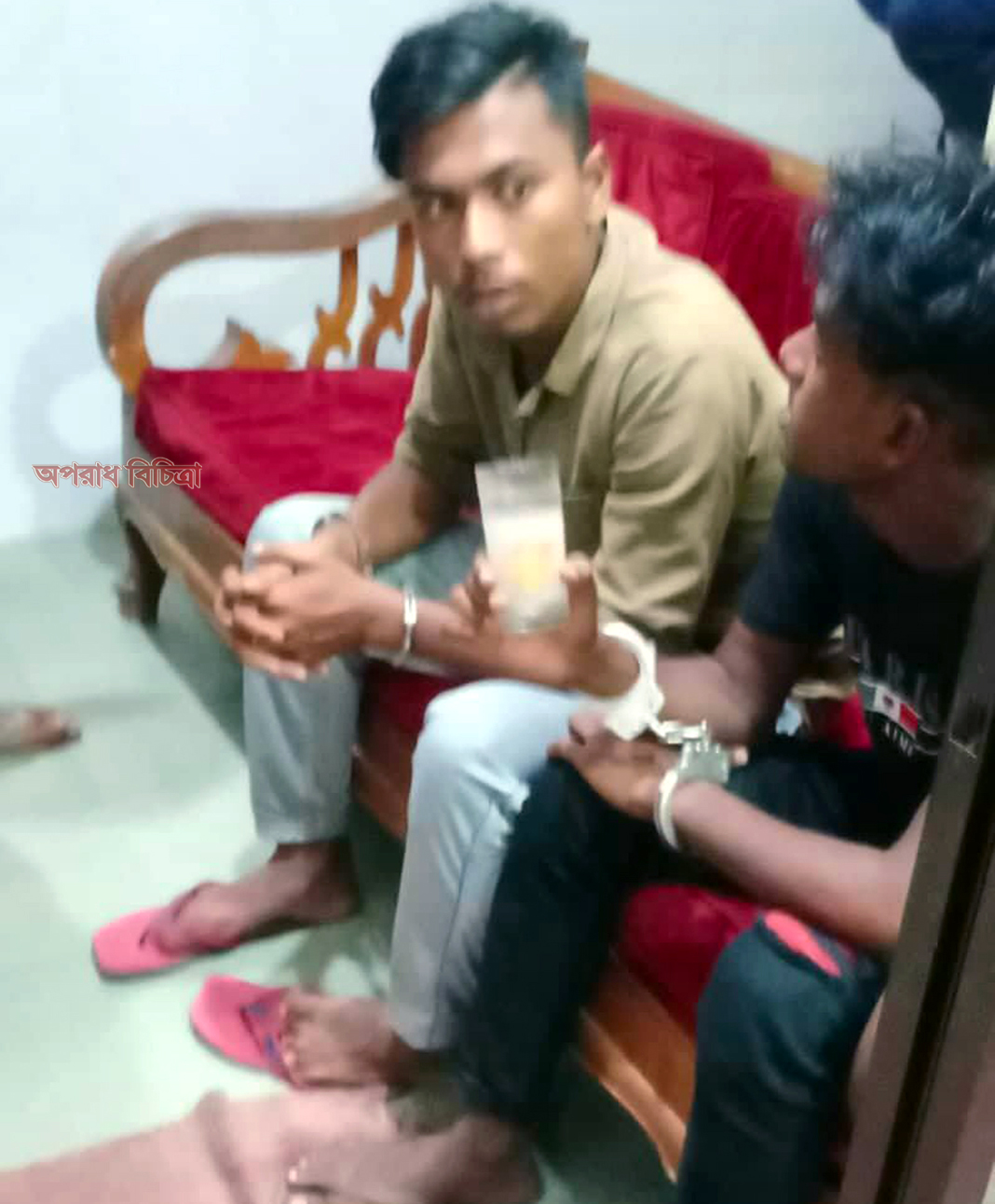 বন্ধুর সাথে কুয়াকাটায় বেড়াতে এসে গণধর্ষণের শিকার ৮ম শ্রেণীর শিক্ষার্থী দুই ধর্ষক গ্রেফতার