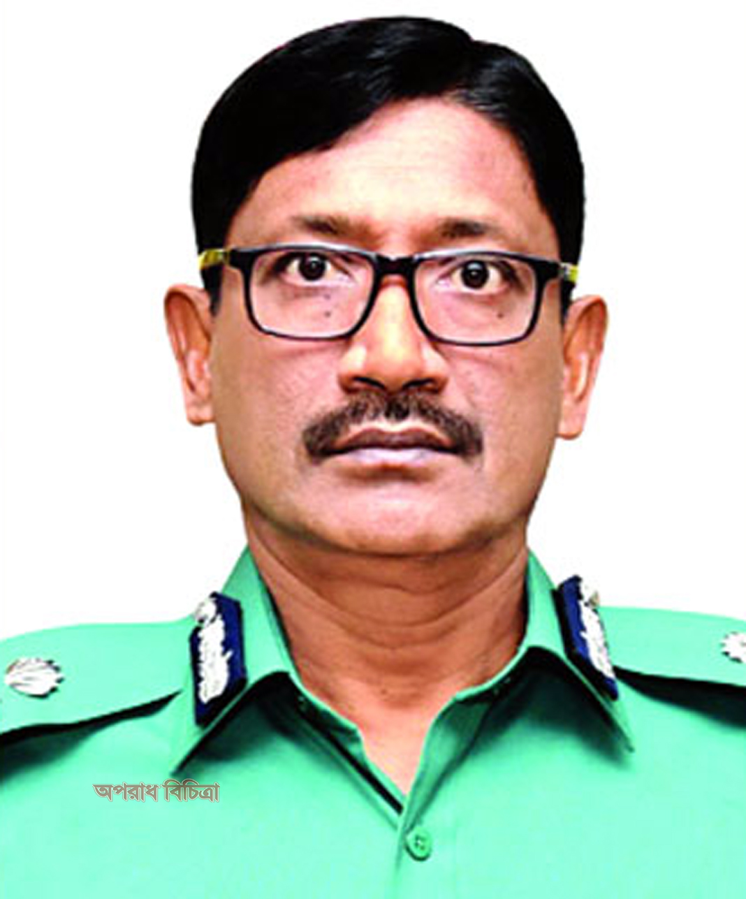 পুলিশ সদস্যের সঙ্গে অপরাধীর সম্পর্ক থাকলে তাদের বিরুদ্ধে ব্যবস্থা নেয়া হবে মোহা. শফিকুল ইসলাম (ডিএমপি)পুলিশ কমিশনার