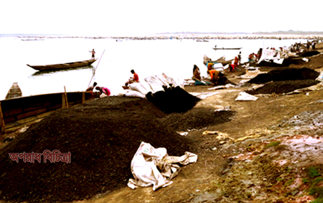 সুনামগঞ্জ সীমান্তে চালু হয়েছে রাজস্ব বিহীন বাংলা কয়লা
