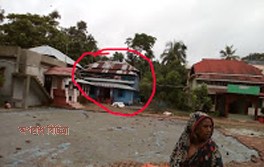দুমকিতে “ভিটি আছে ঘর নেই”