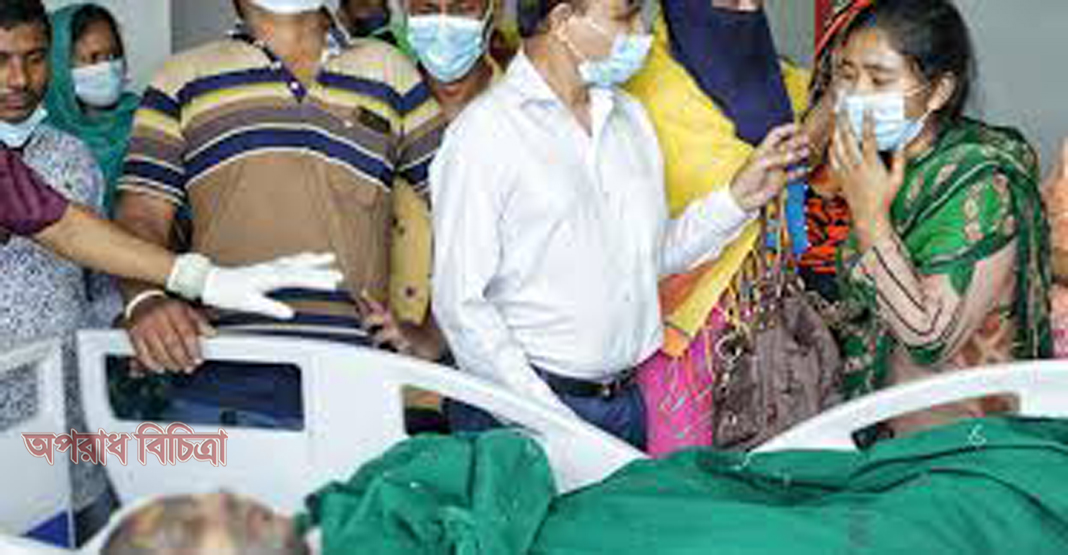 মসজিদে বিস্ফোরণের ঘটনায় মৃত্যুর সঙ্গে পাঞ্জা লড়ছেন আরও ৯ জন