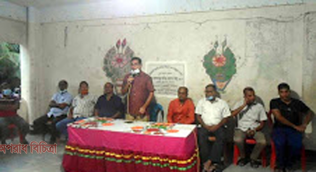 রাজাপুর সাংবাদিক ক্লাবের সদস্যদের সাথে নবাগত ওসির মতবিনিময় সভা