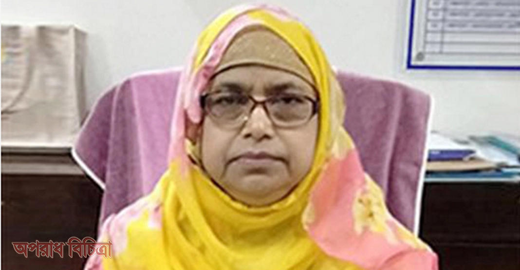 প্রথম নারী ডেপুটি সিএজি মনোয়ারা হাবীব