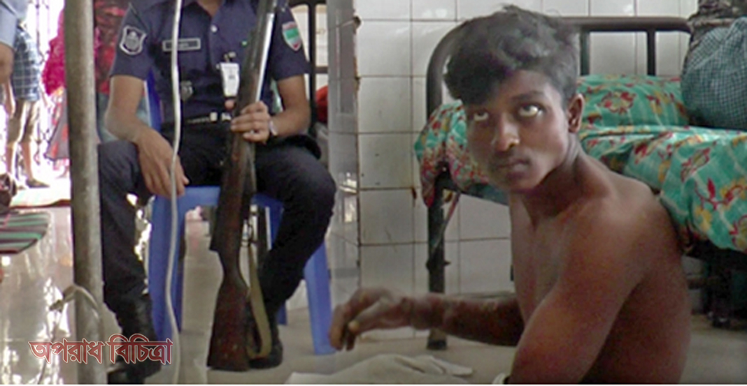 ঝলসে গেছেন অন্তঃসত্ত্বা স্ত্রী, পুলিশ হেফাজতে দগ্ধ স্বামী