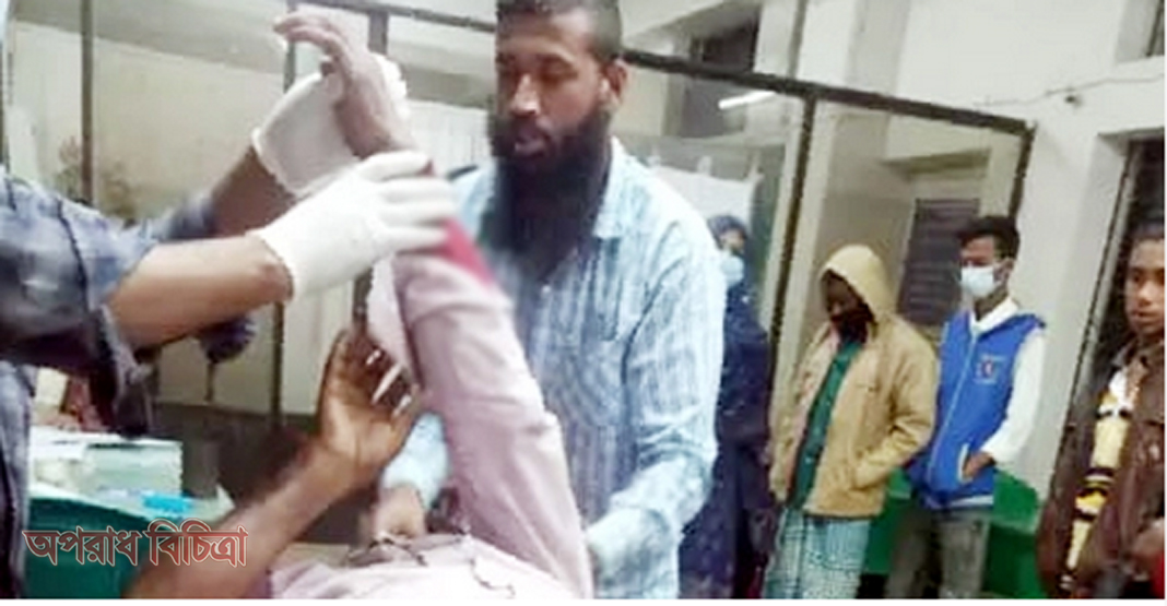 চাঁদা না দেয়ায় বীর মুক্তিযোদ্ধাকে কুপিয়ে জখম