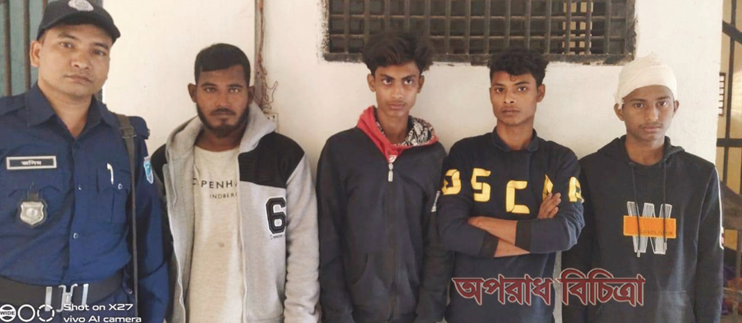 সোনারগাঁওয়ে মহাসড়কে ডাকাতির প্রস্তুতিকালে ৩ ডাকাত গ্রেফতার