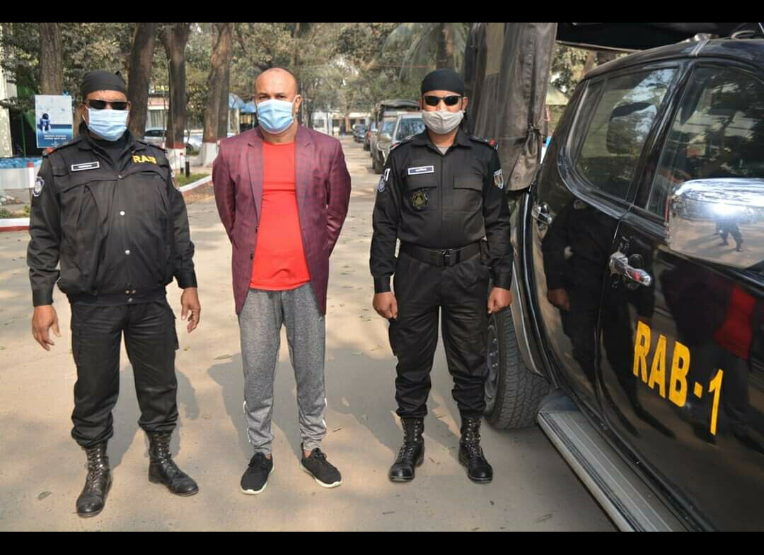 ভুয়া র‌্যাব পরিচয়দানকারী  প্রতারককে গ্রেফতার করেছে র‌্যাব-১
