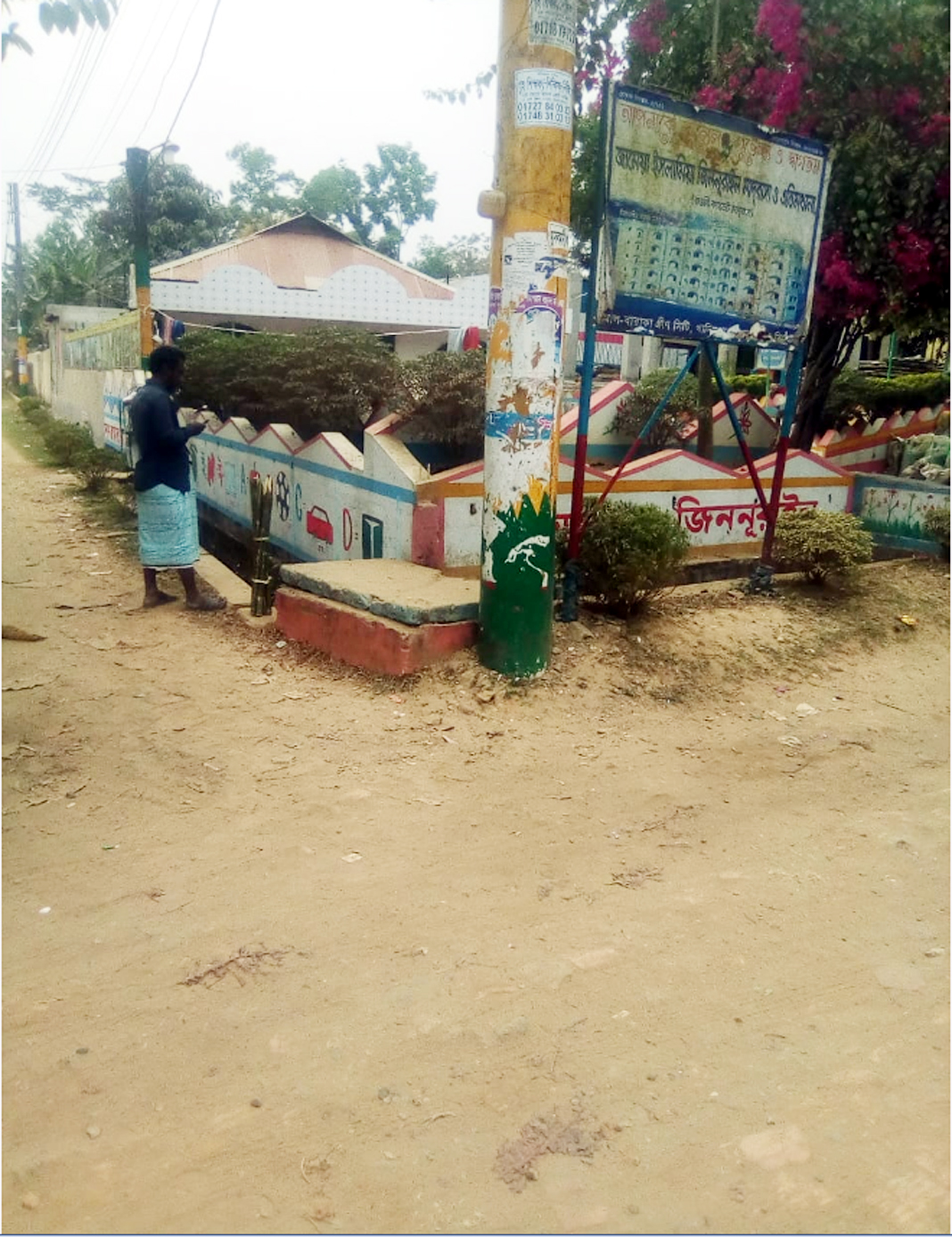 সক্রিয় ভূমিখেকো চক্র : হয়রানি থেকে মুক্তি চায় সিলেটের খাদিমপাড়াবাসি